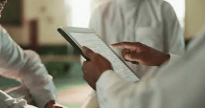 Read Quran translation in multiple languages with audio and tafsir